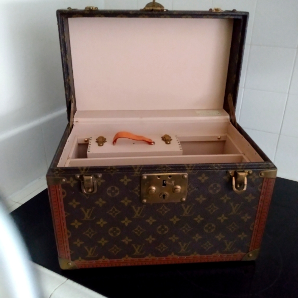 Louis Vuitton Boite Trunk Vanity Train Case Cross - Picture 1 of 6